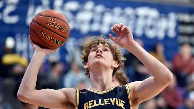 2022-23 Washington boys basketball: Bellevue at Lake Washington